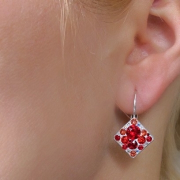 Náušnice se Swarovski Elements Rhodium čtvereček závěs - červená