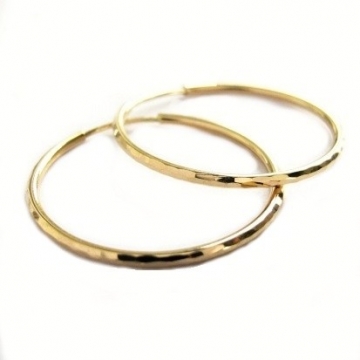 Zlaté dámské náušnice kruhy se vzorem 28mm 1,30g